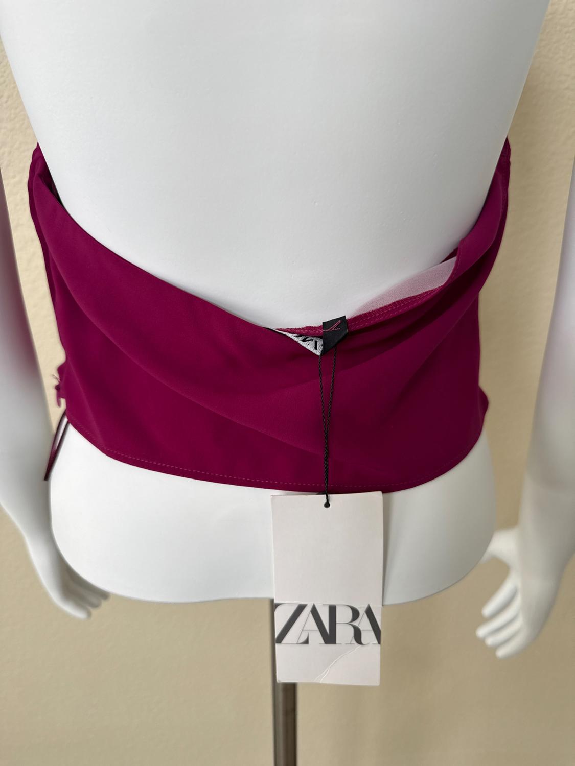 FLUID NECKLINE HALTER TOP - Image 4