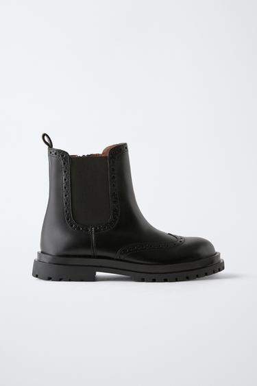 BOTIN PICADOS PIEL - Negro de Zara