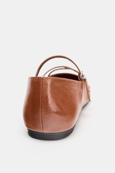 BALLERINES EN CUIR À BOUT CARRÉ - Beige de Zara - Image 4