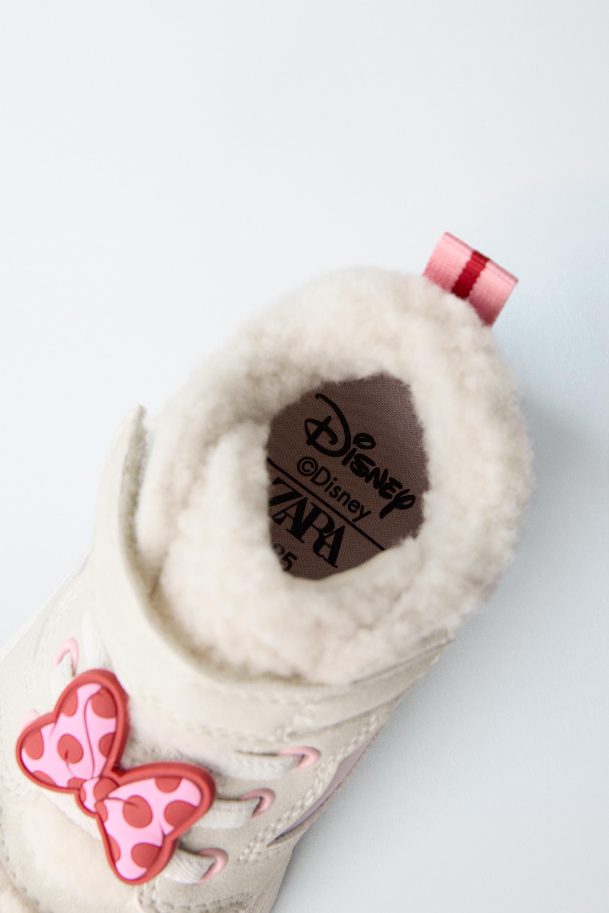 BASKETS MONTANTES EN MOUSSE MINNIE MOUSE © DISNEY