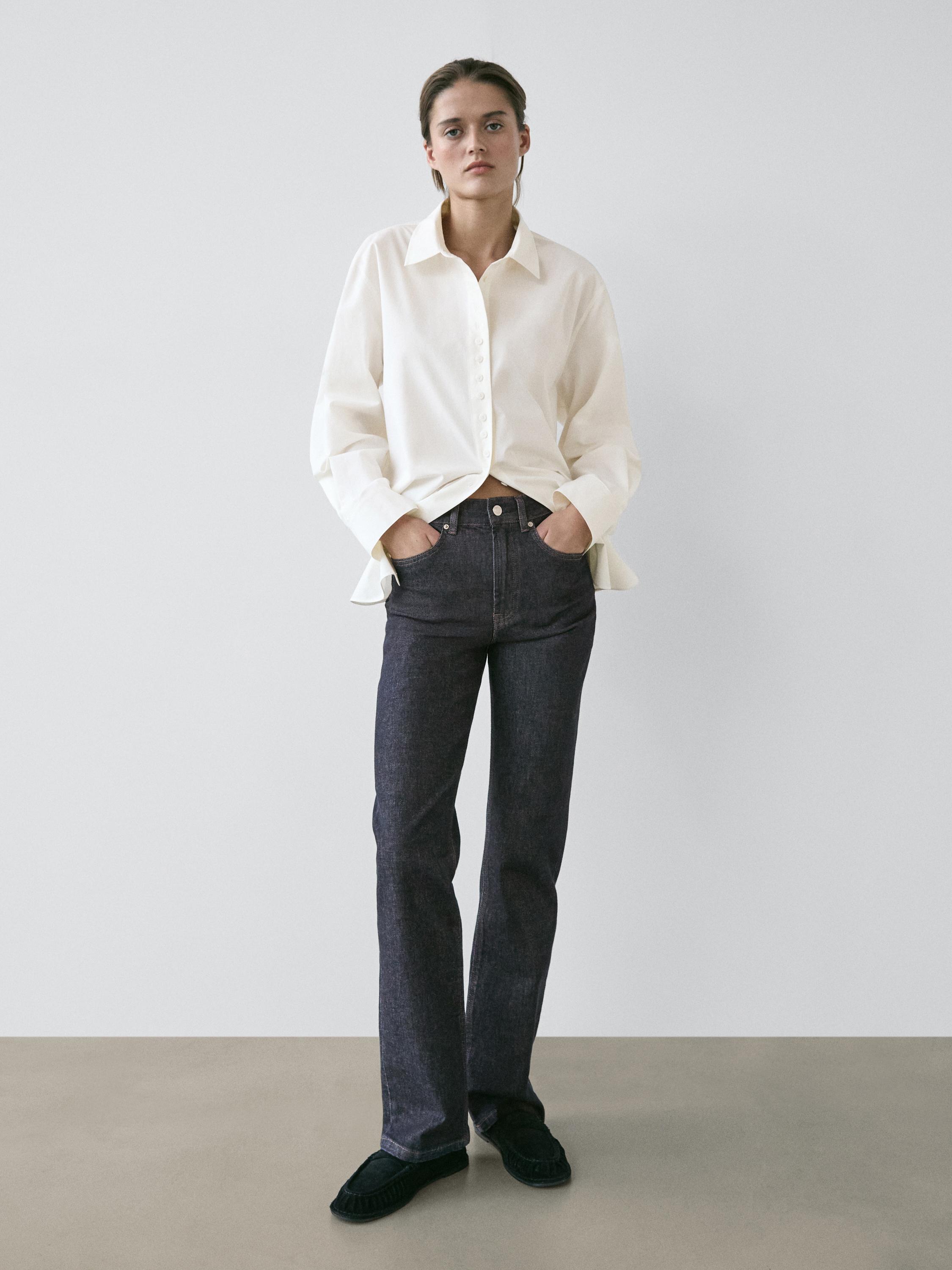 High-waist straight-leg comfort jeans