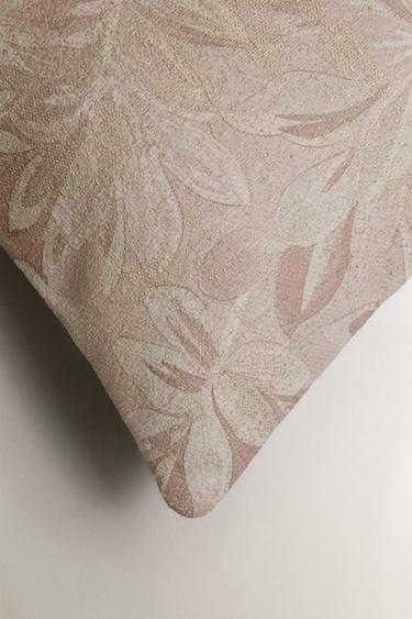 HOUSSE DE COUSSIN CHENILLE - Rose clair de Zara - Image 1