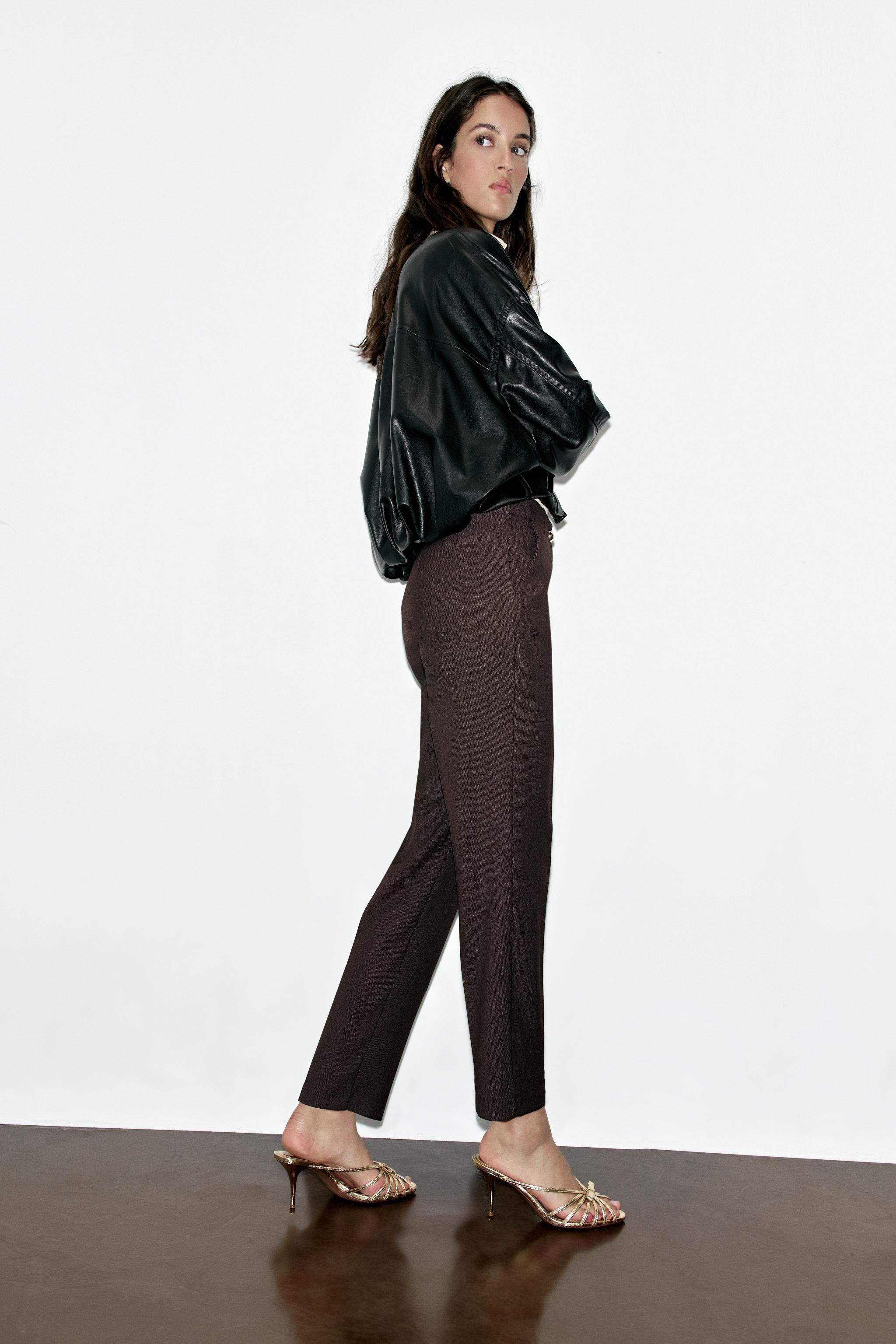 HIGH-WAISTED ANKLE-LENGTH PANTS
