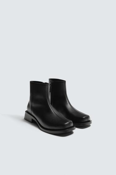 TOPSTITCHED BOOTS - Black by Zara