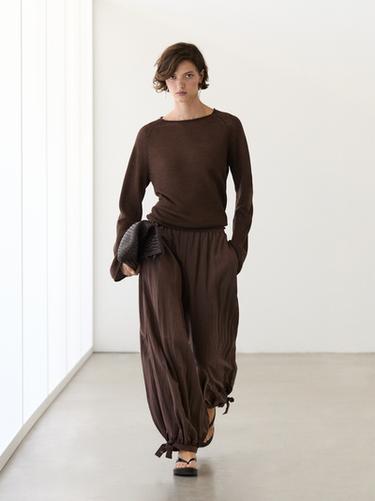 Pull en maille col rond en lin - Chocolat de Zara