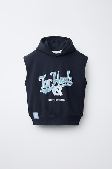NORTH CAROLINA PARK FIELDS ® SLEEVELESS HOODIE - Navy blue by Zara