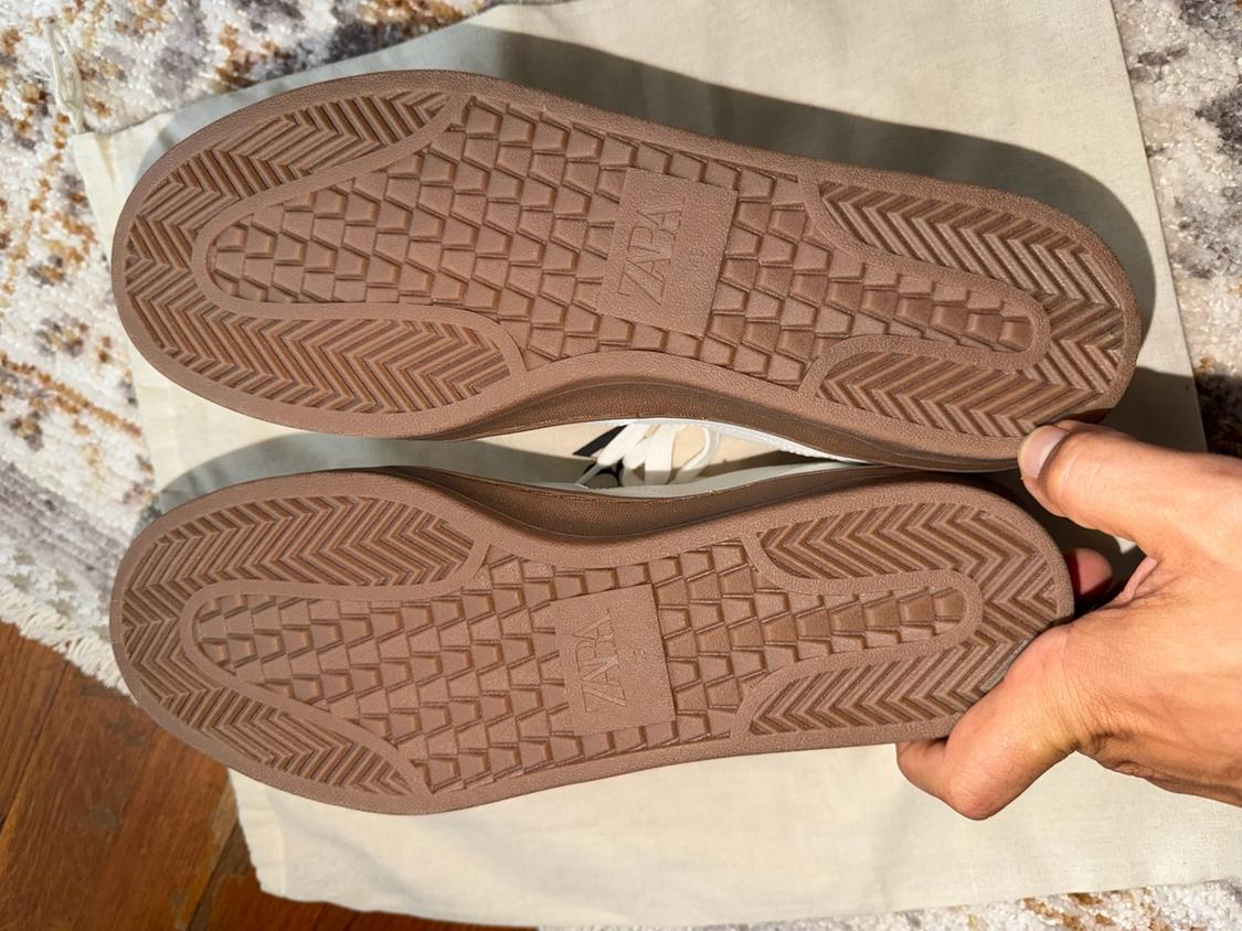 CONTRASTING SOLE SNEAKERS - Image 4