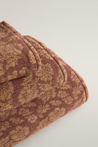 CHIFFON JACQUARD BATH TOWEL — Dark russet 2