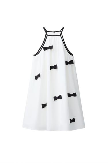 OBLEKA S PENTLJO IN OVRATNIKOM Z OVIJANJEM OKOLI VRATU - Bela od Zare