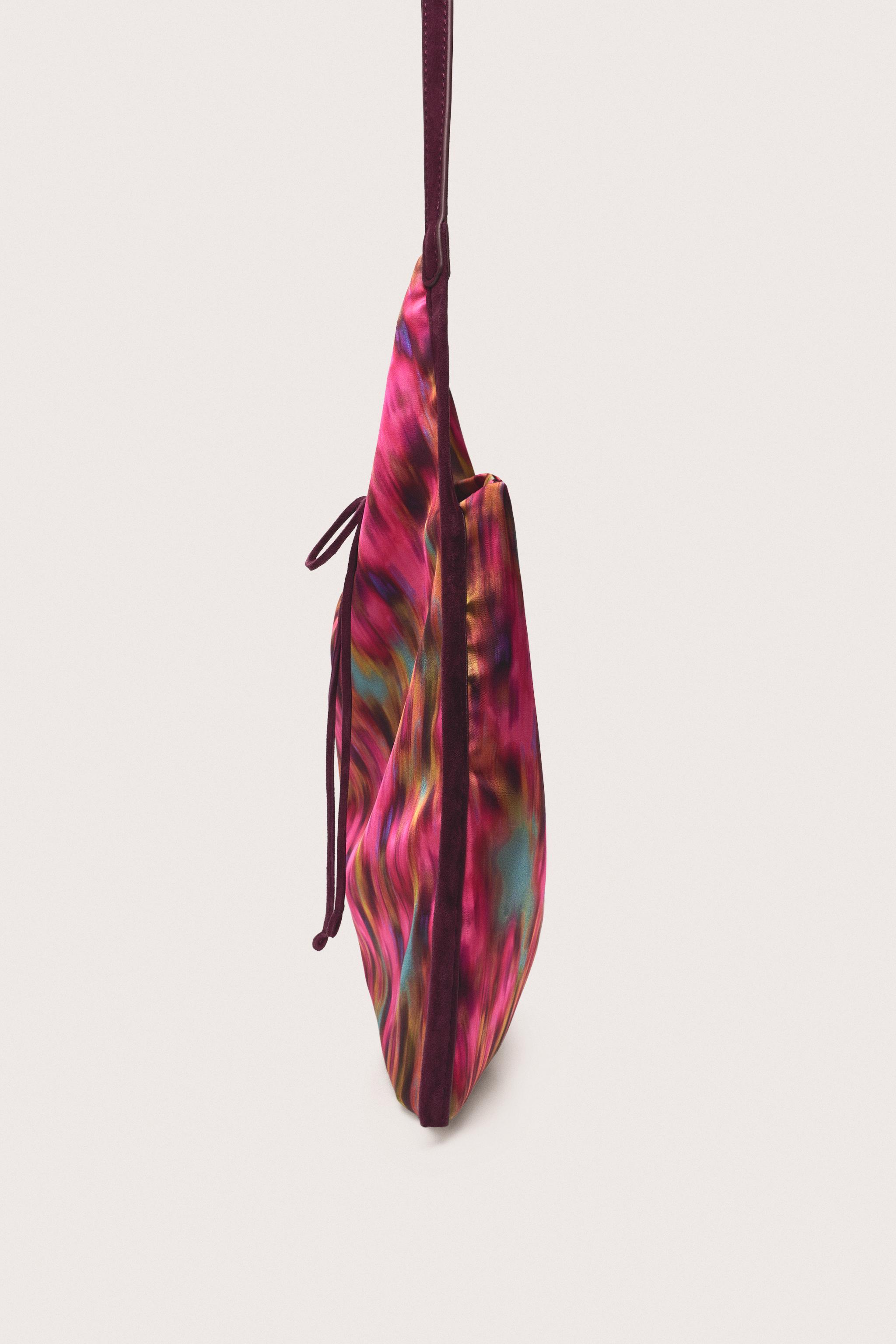 LIMITED EDITION PRINTED SHOULDER BAG