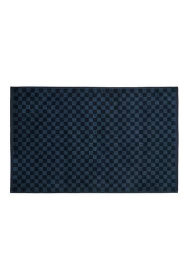 TAPIS DE BAIN DAMIER - Multicolore de Zara