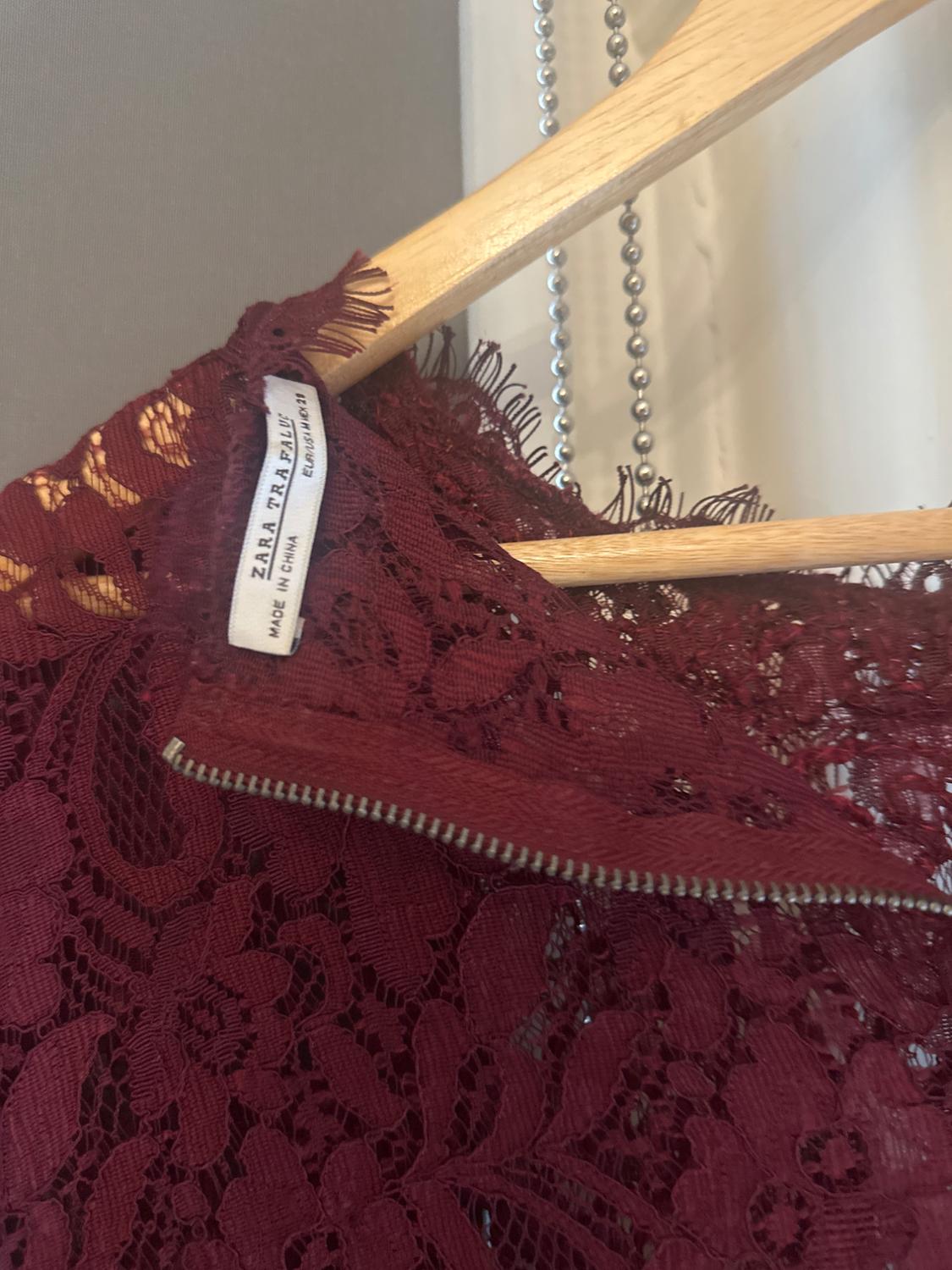 LACE BURGUNDY TOP - Image 4