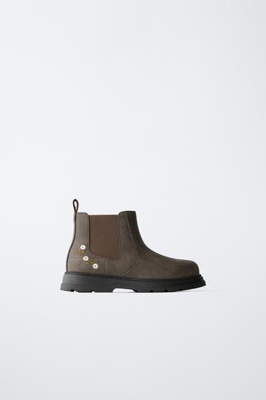 BOTA CHELSEA FLORES - Marrón de Zara - Imagen 0