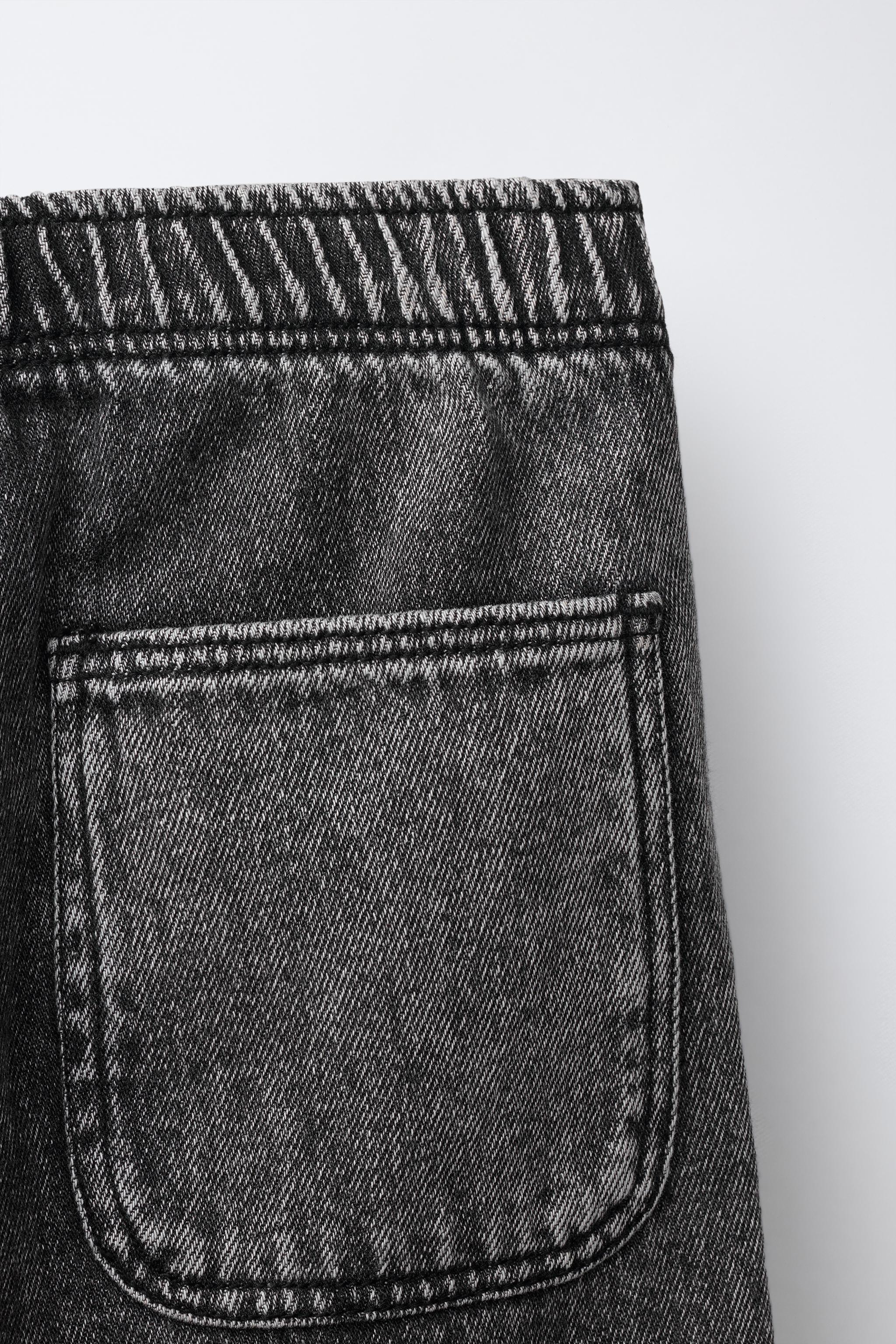 WASHED LOOSE JEANS
