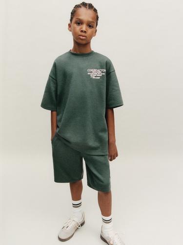 INTERLOCK-SET, T-SHIRT UND BERMUDA - Dunkelgrün von Zara
