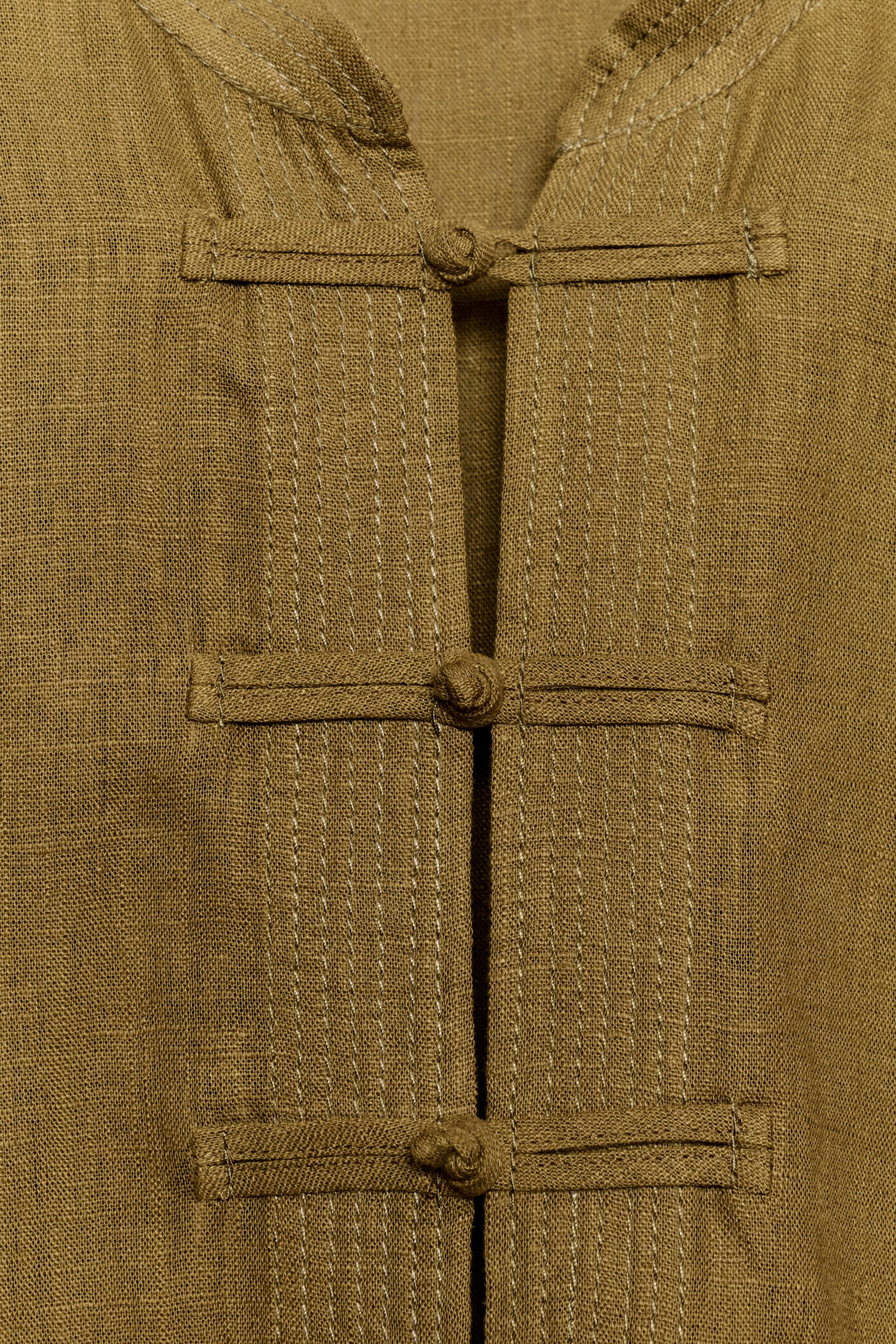 LINEN SHIRT WITH FROG FASTENING