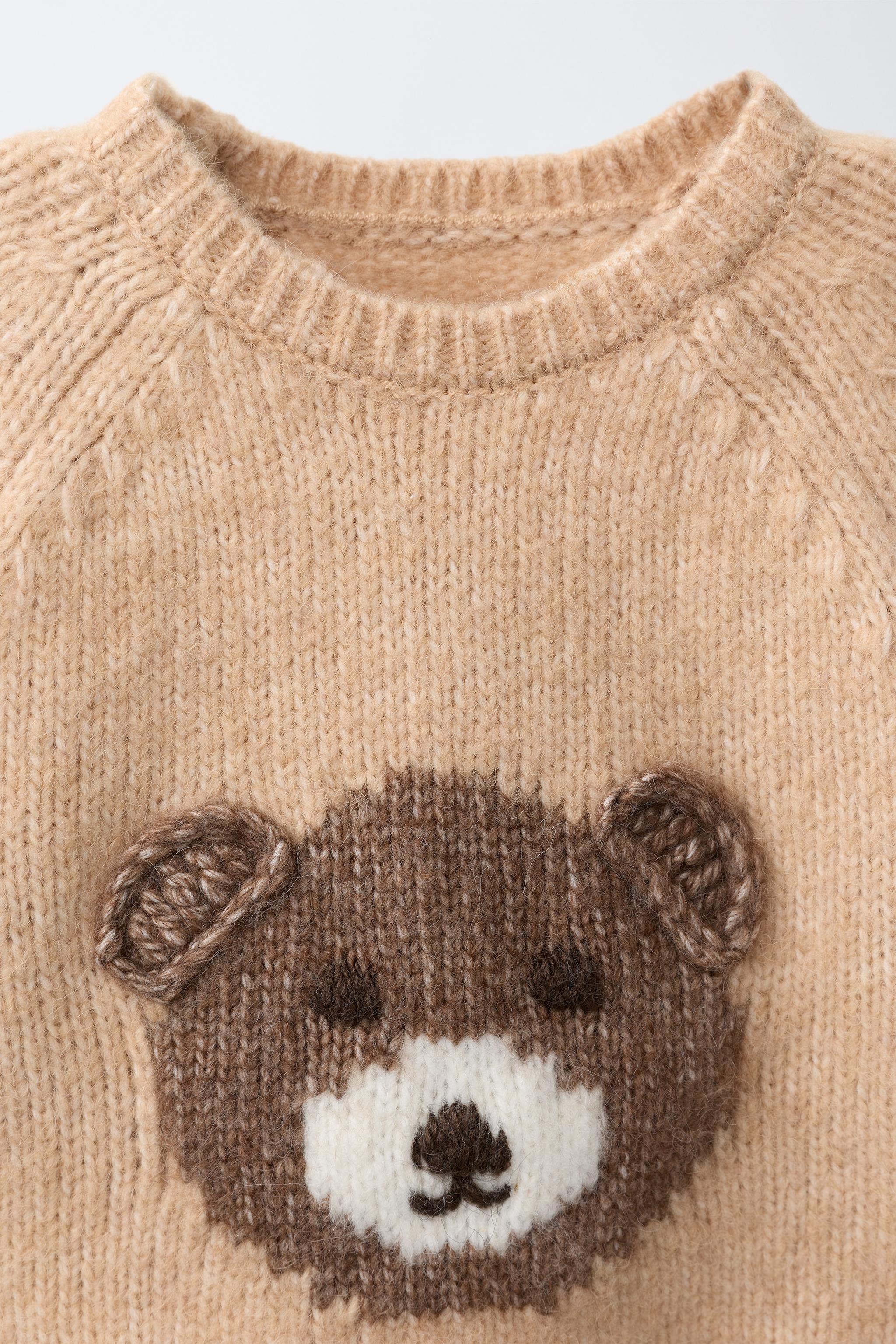 BEAR KNIT SWEATER
