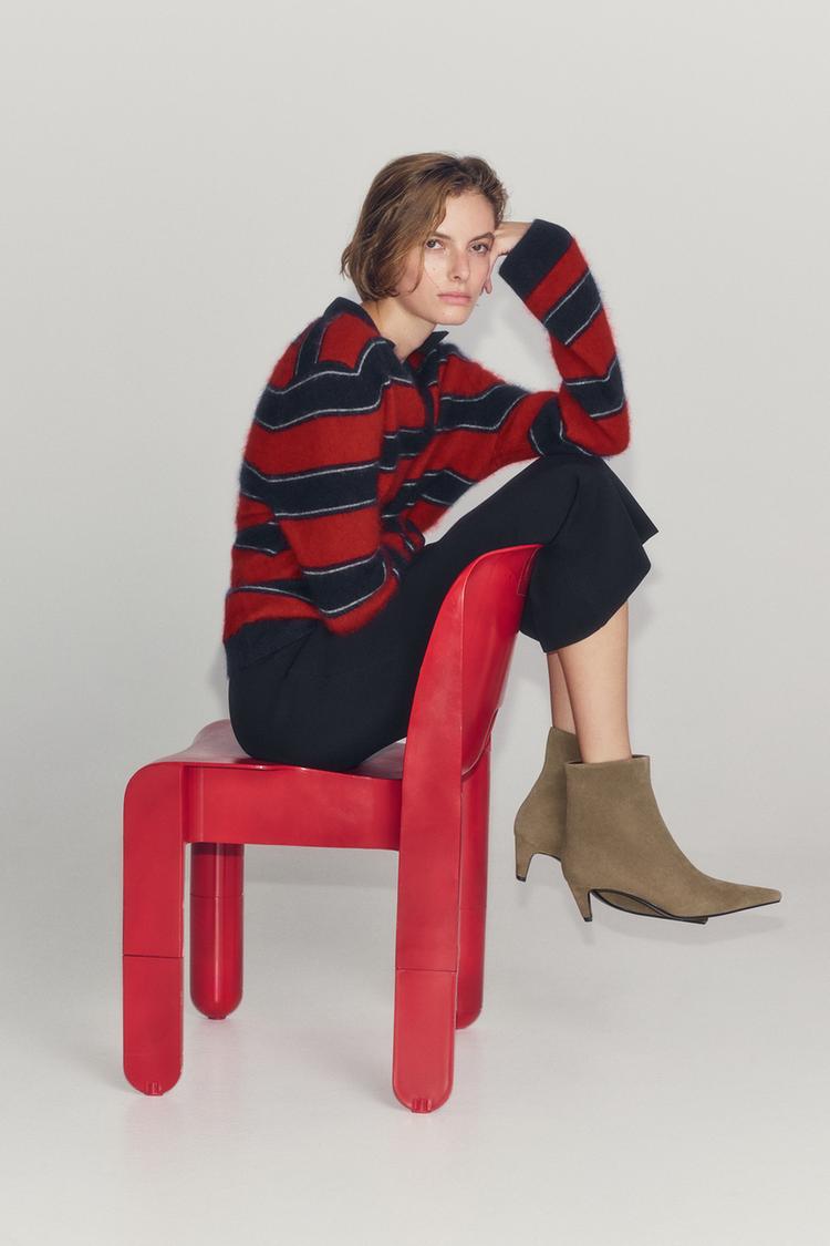 SUEDE KITTEN HEEL ANKLE BOOTS — Taupe Gray