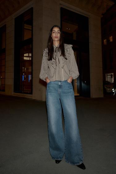 BLUSA VOLANTES CUADRO VICHY - Marrón / Crudo de Zara - Imagen 0