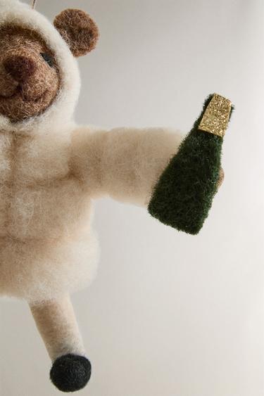 WOOL CHRISTMAS TREE DECORATION WITH BEAR AND COAT - Brown by Zara - Image 3