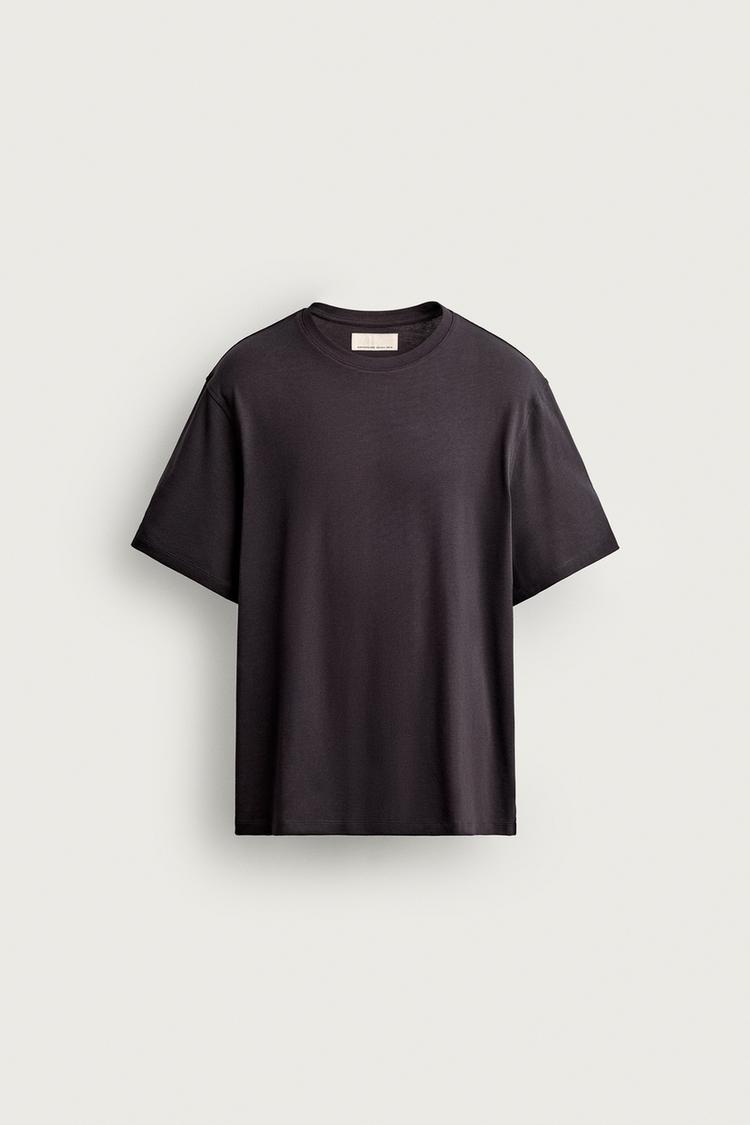 MEDIUM WEIGHT SHORT SLEEVE T-SHIRT