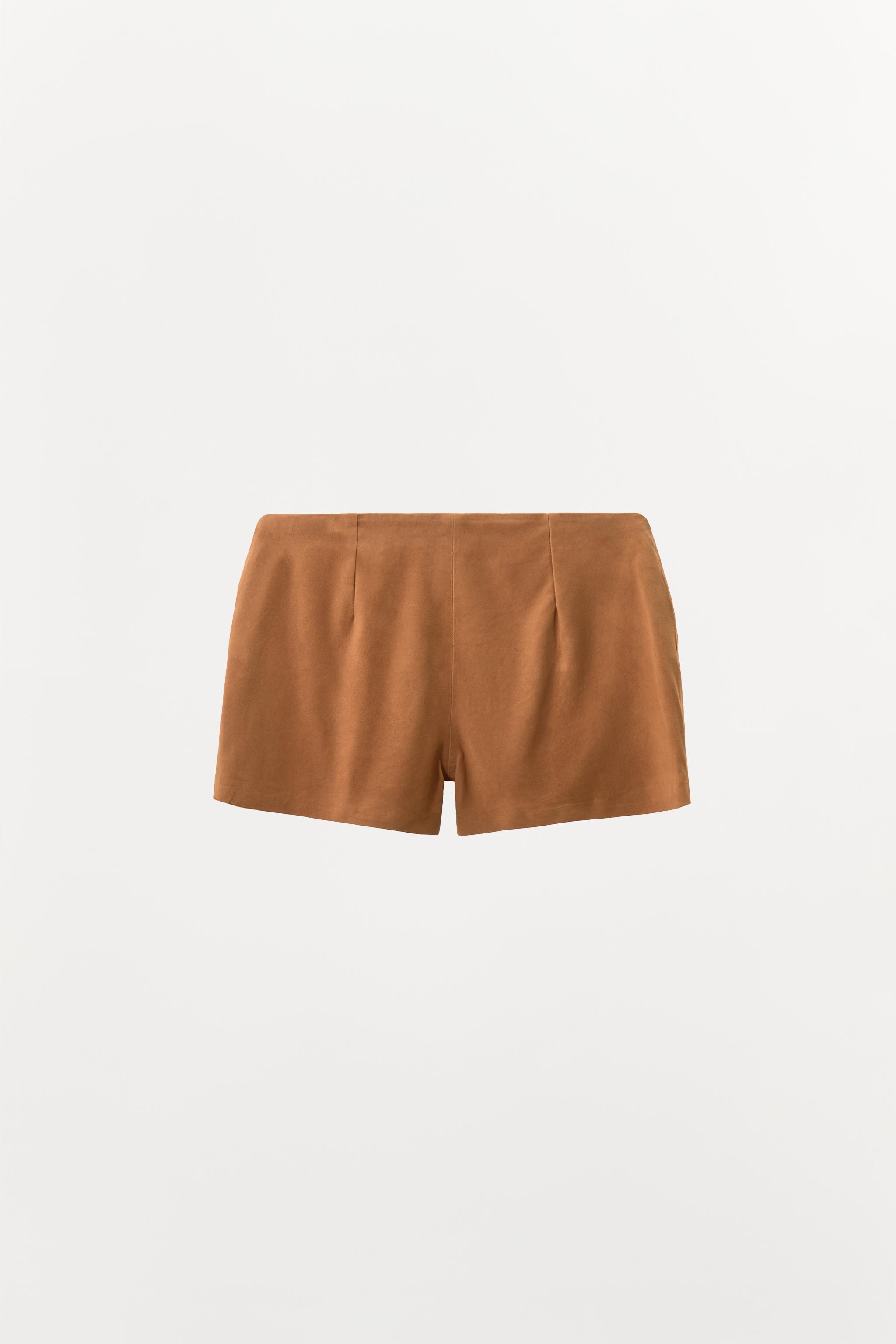 ZARA 100%スエードレザー リボンタイショートパンツ 6098/508 100%スエードレザー リボンタイショートパンツ - キャラメル