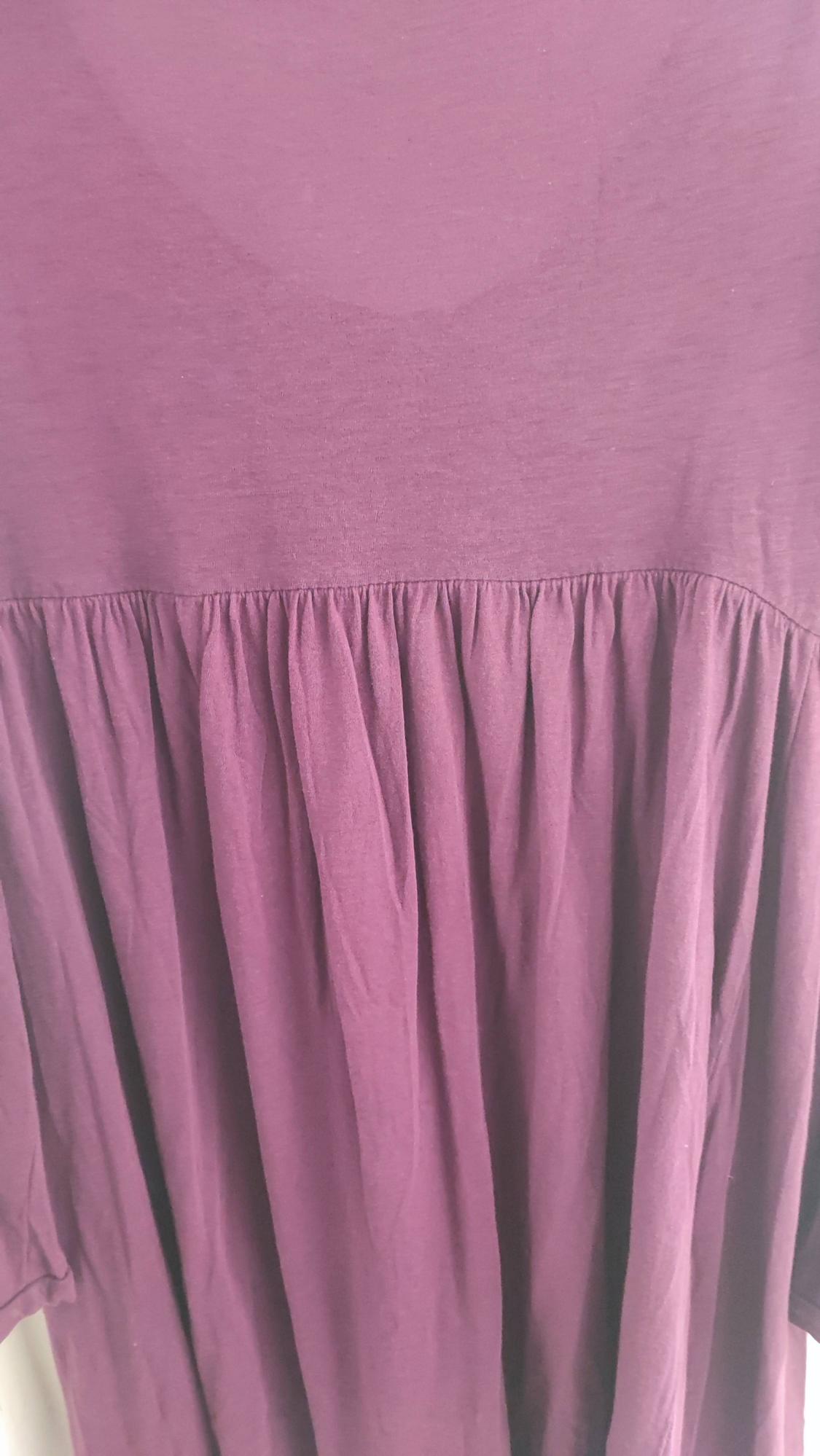VESTIDO MORADO, CORTE IMPERIO - Image 4