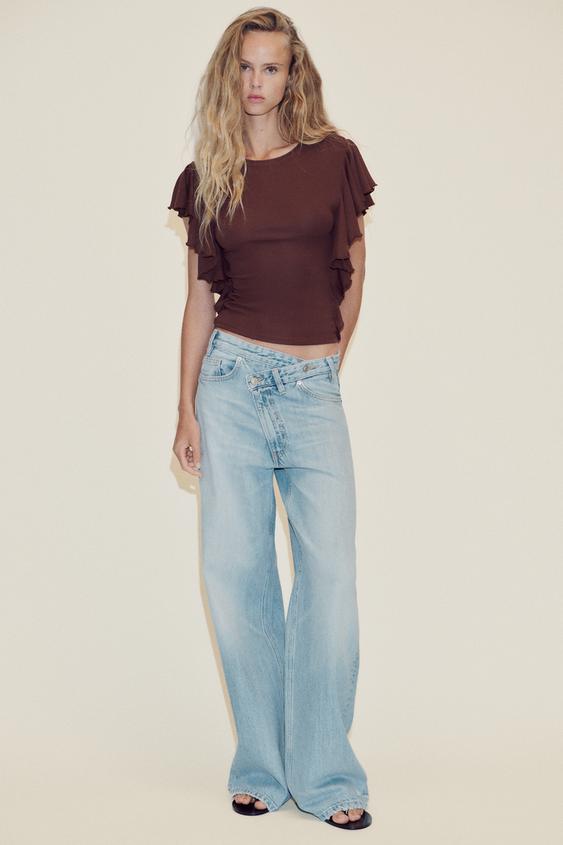 RUFFLED SLEEVE T-SHIRT