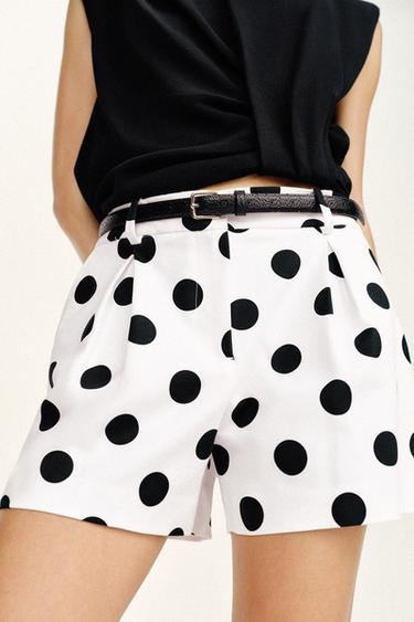 SHORT À PINCES ET CEINTURE - Blanc / Noir de Zara - Image 3