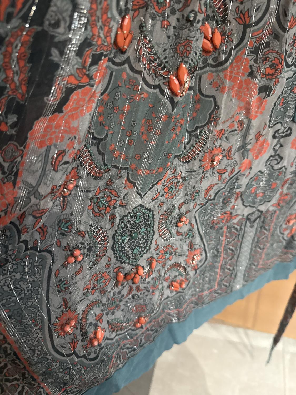 LIMITED EDITION PRINTED HALTER DRESS - Image 4