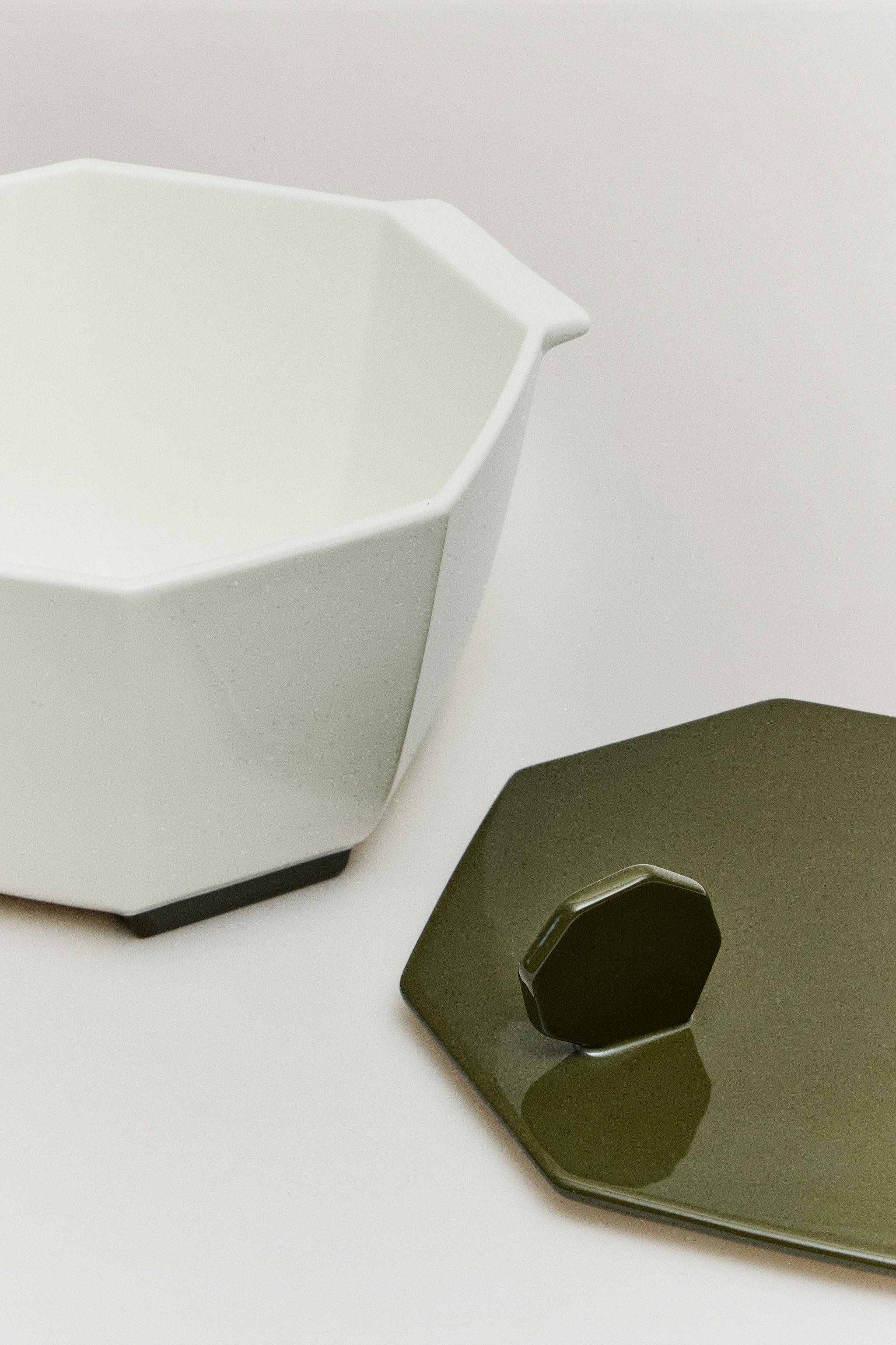THE SKY OCTAGONAL SOUP BOWL