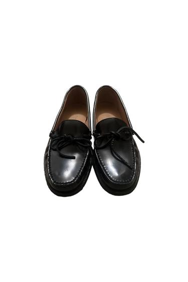 LEATHER BOW LOAFER