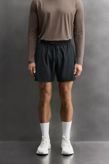 PANTALONS CURTS BÀSICS D'ENTRENAMENT - Negre de Zara