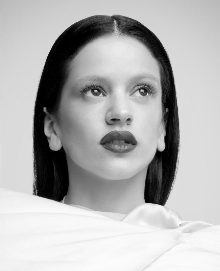 ROSALÍA CONVERSATION ISLAND