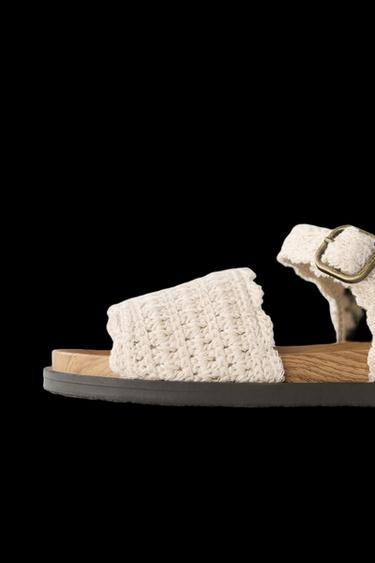 SANDALIA CROCHET CEREZAS - Blanco Crudo de Zara