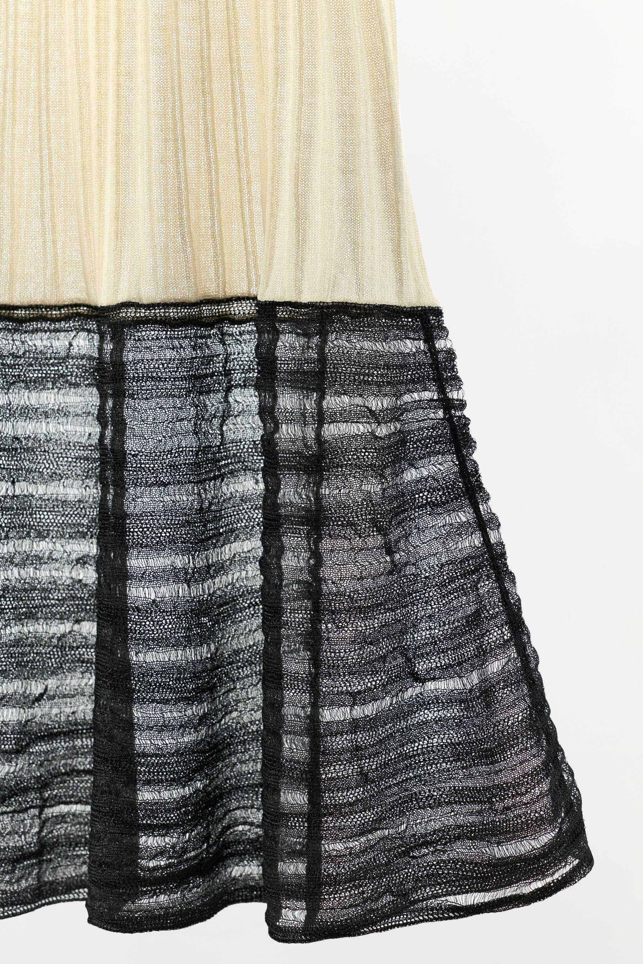 CONTRAST KNIT DRESS