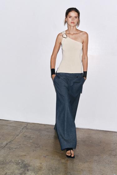 ASYMMETRIC KNIT TOP WITH DETAIL - Ecru by Zara