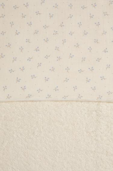 SERVIETTE DE BAIN CAPUCHE BÉBÉ MINIFLEUR - Blanc cassé de Zara - Image 4
