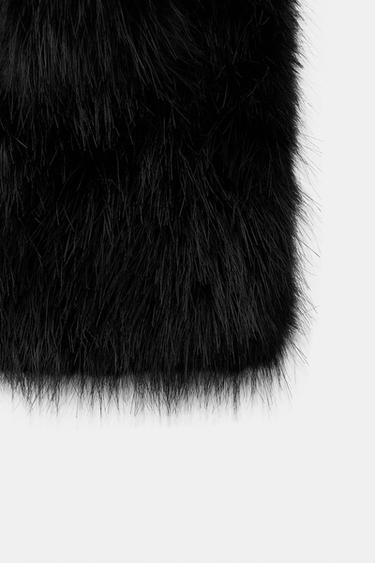PLAIN FAUX FUR SCARF - Black by Zara - Image 2