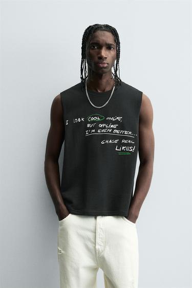 CAMISETA TANK TEXTO ESTAMPADO - Negro de Zara