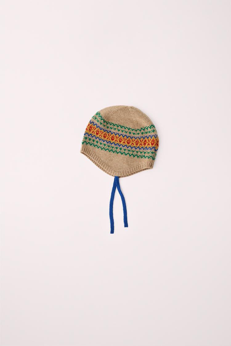 Gorro punto 100% lana estampado greca created by caramel london x zara