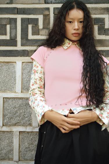 FADED-EFFECT T-SHIRT WITH STUDS - Pink by Zara