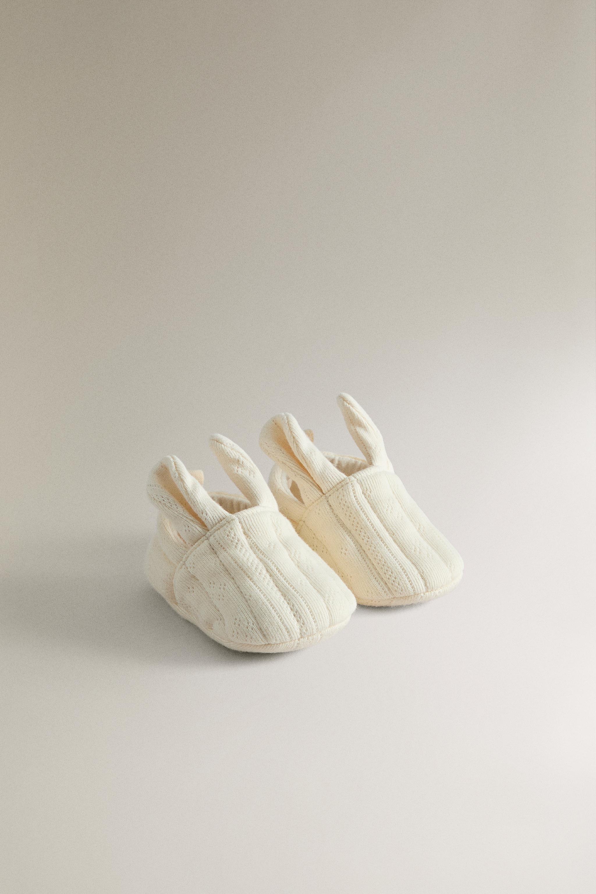 EAR BOOTIES — Beige
