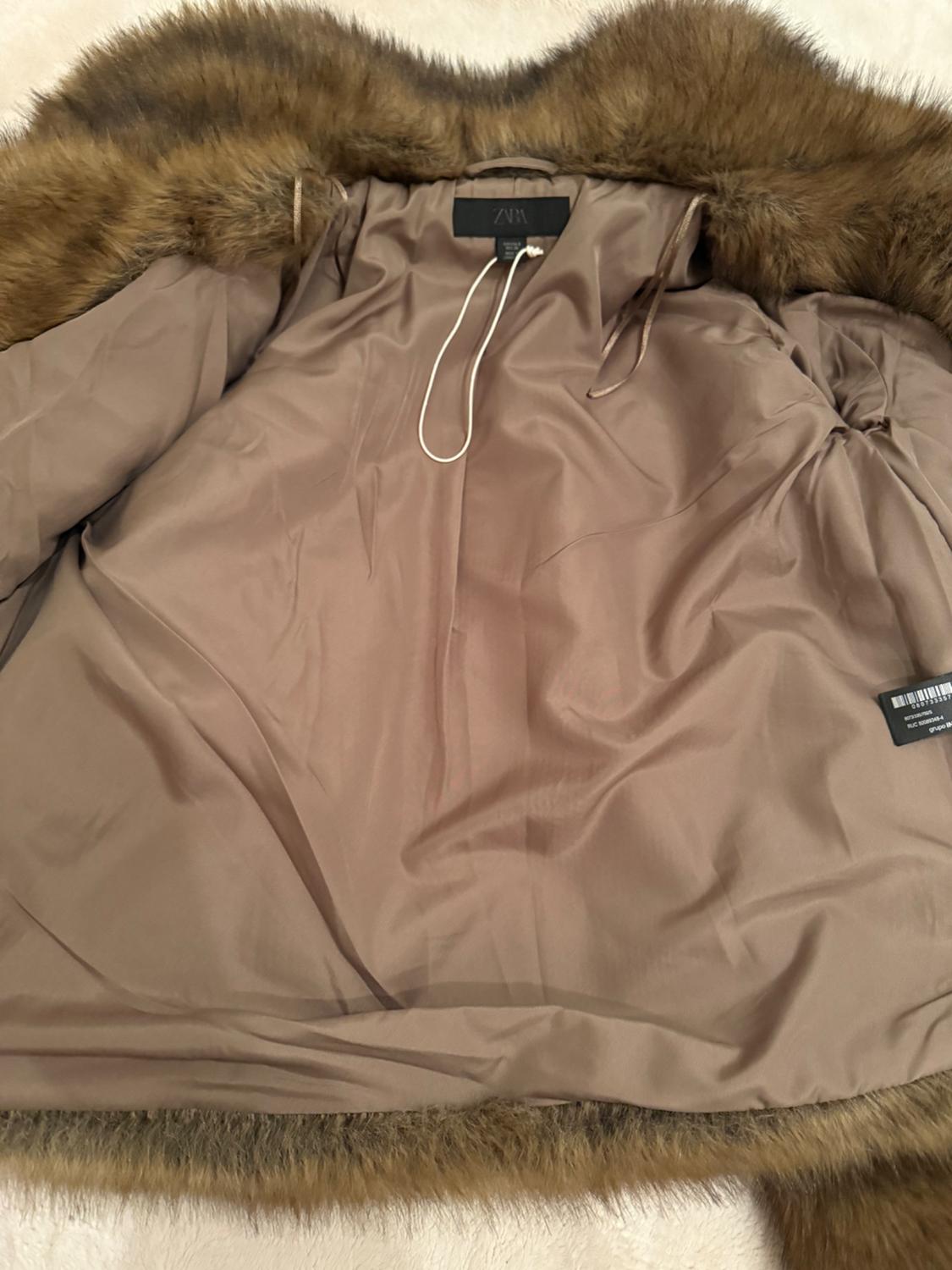 SHORT FAUX FUR COAT - Image 6