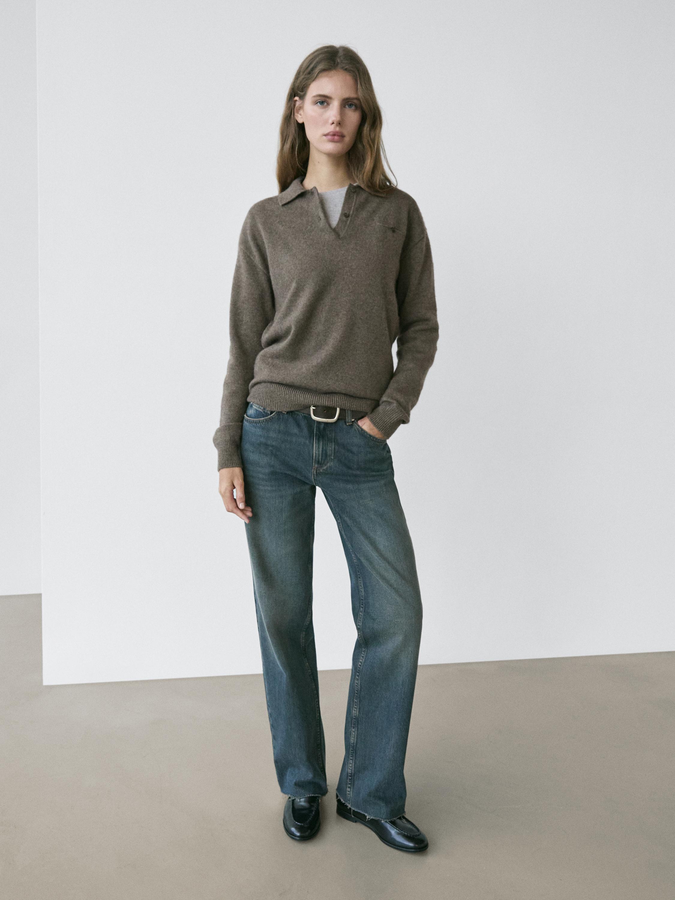 100% cashmere sweater with pocket detail