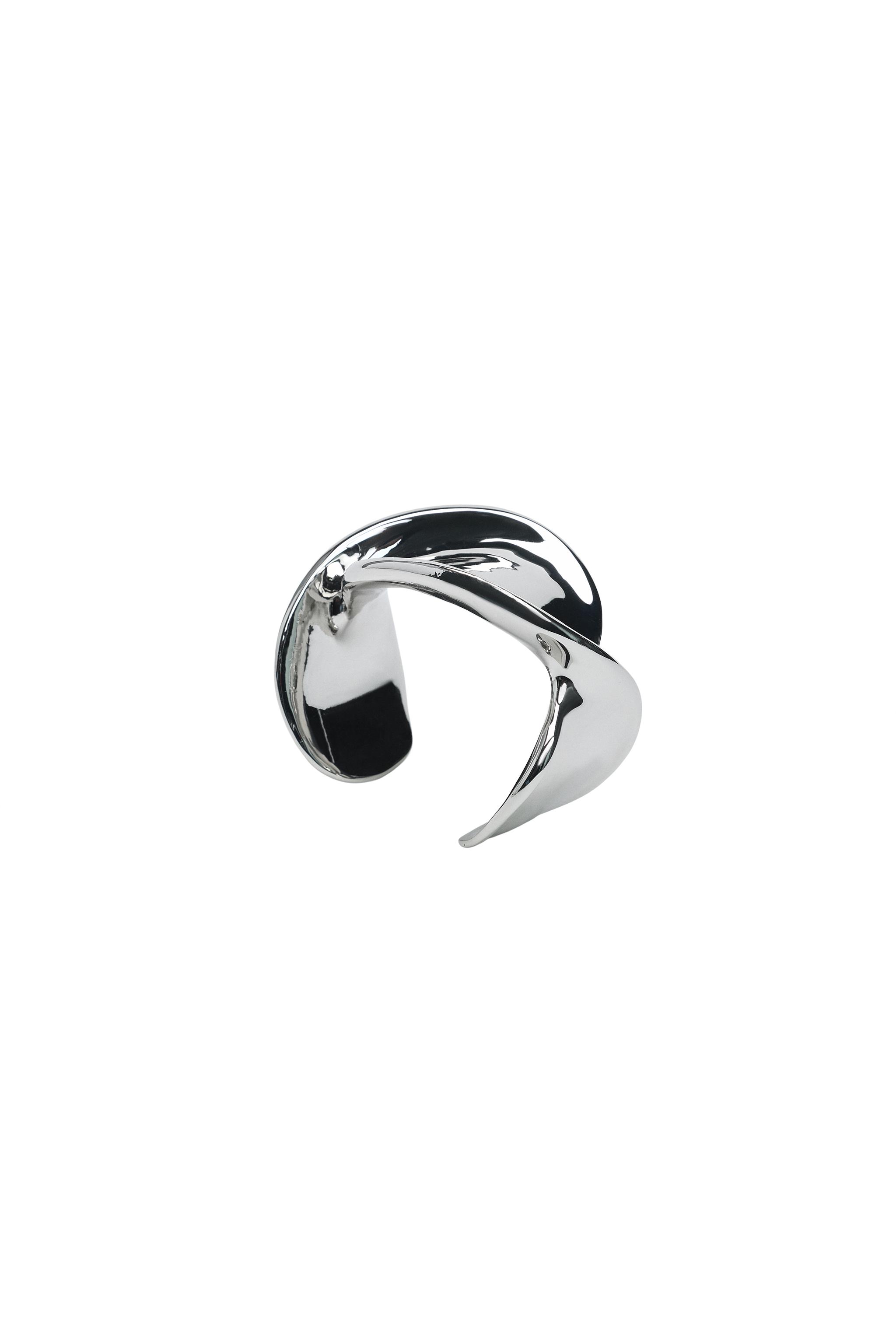 BRACELET MÉTALLIQUE TWISTED