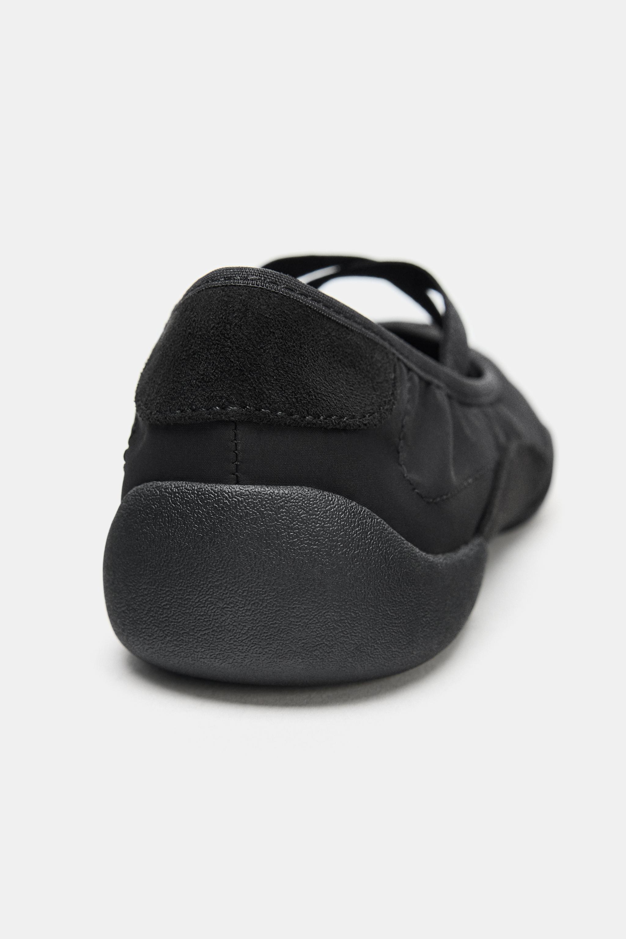 SPORTY BALLET FLATS WITH ELASTIC STRAPS