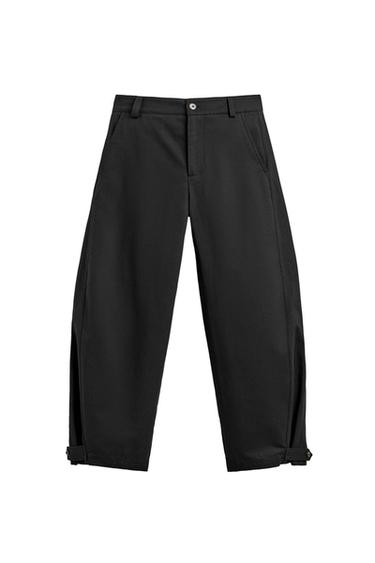 PANTALÓN RELAXED FIT BAIXO AXUSTABLE - Negro de Zara