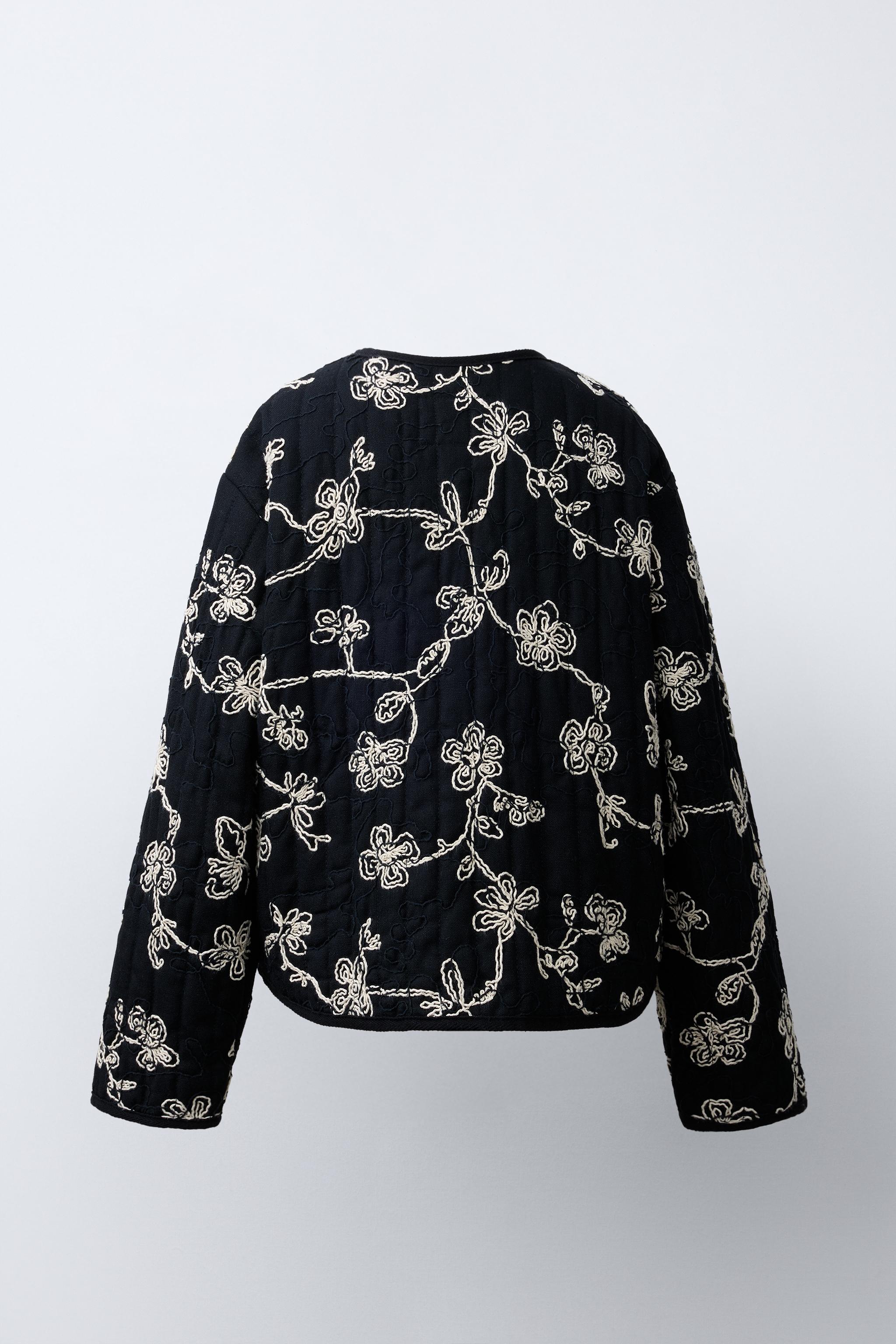 CONTRAST EMBROIDERED QUILTED JACKET