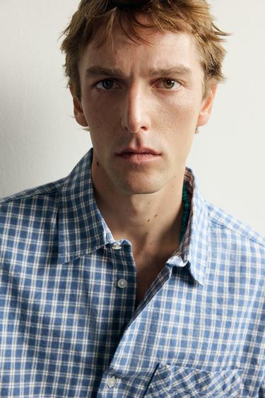 CAMISA TWILL CUADROS AARON LEVINE X ZARA - Crudo / Azul de Zara